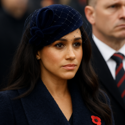 Meghan Markle encara retorno ao Reino Unido em meio a críticas da imprensa e baixa popularidade
