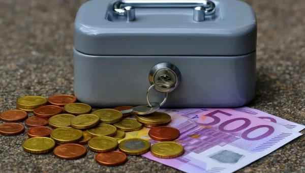 ALZR11 anuncia R$ 0,084 por cota em setembro; pagamento em 25/09/2026